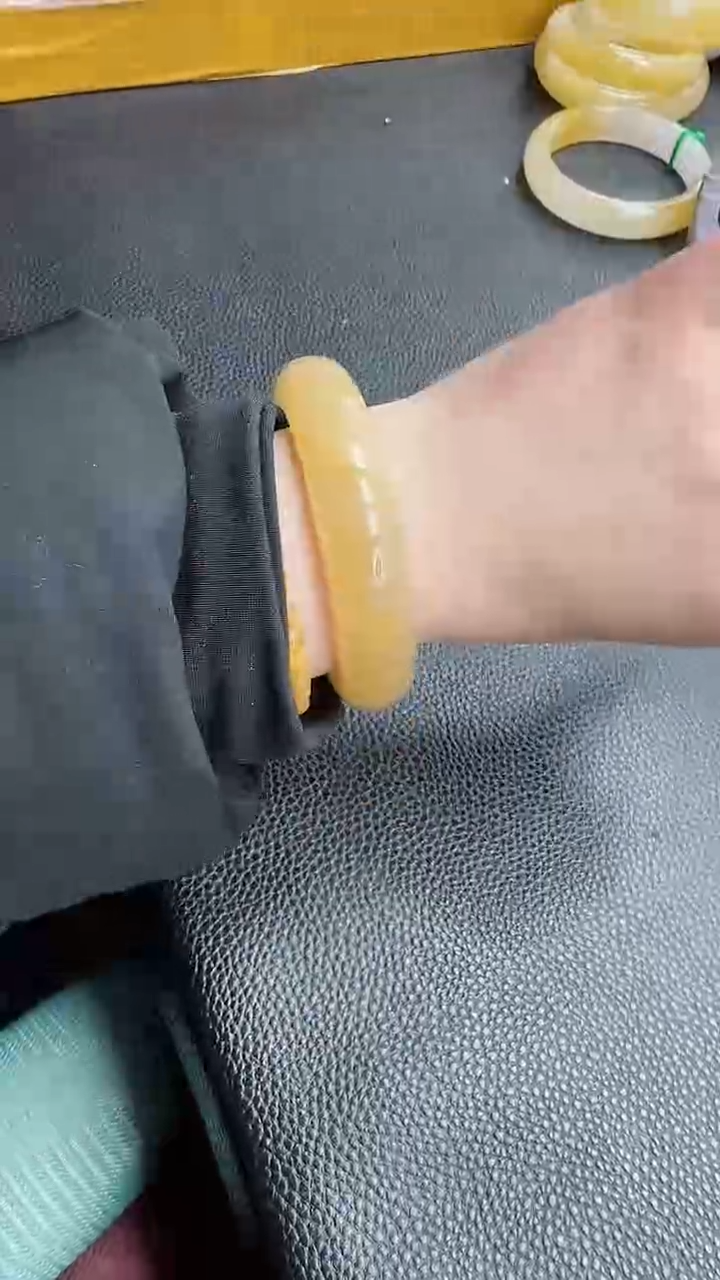 【闪购商品】石英质玉手镯未镶嵌598