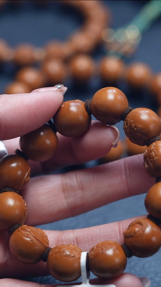 【闪购商品】橄榄核吊坠苏工橄榄核