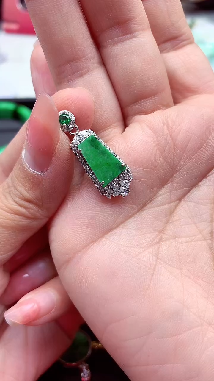 【闪购商品】翡翠颈饰银S925镶嵌 颈饰