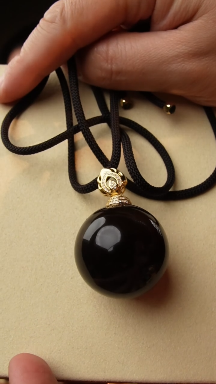 【闪购商品】琥珀裸石未镶嵌34+紫蜜单珠