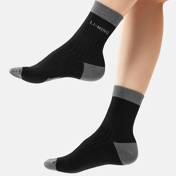 李宁运动生活系列抗菌中袜（特殊产品不予退换货）AWSU217