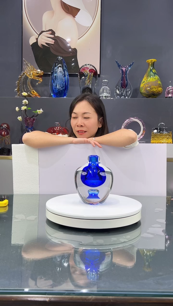 手工艺品琉璃大**居  水晶琉璃花瓶1个
