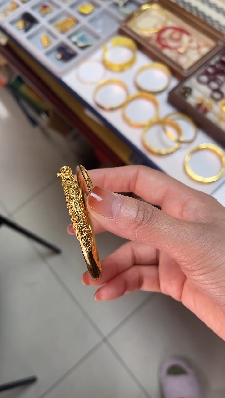 【闪购商品】90号孔雀仿花丝手镯