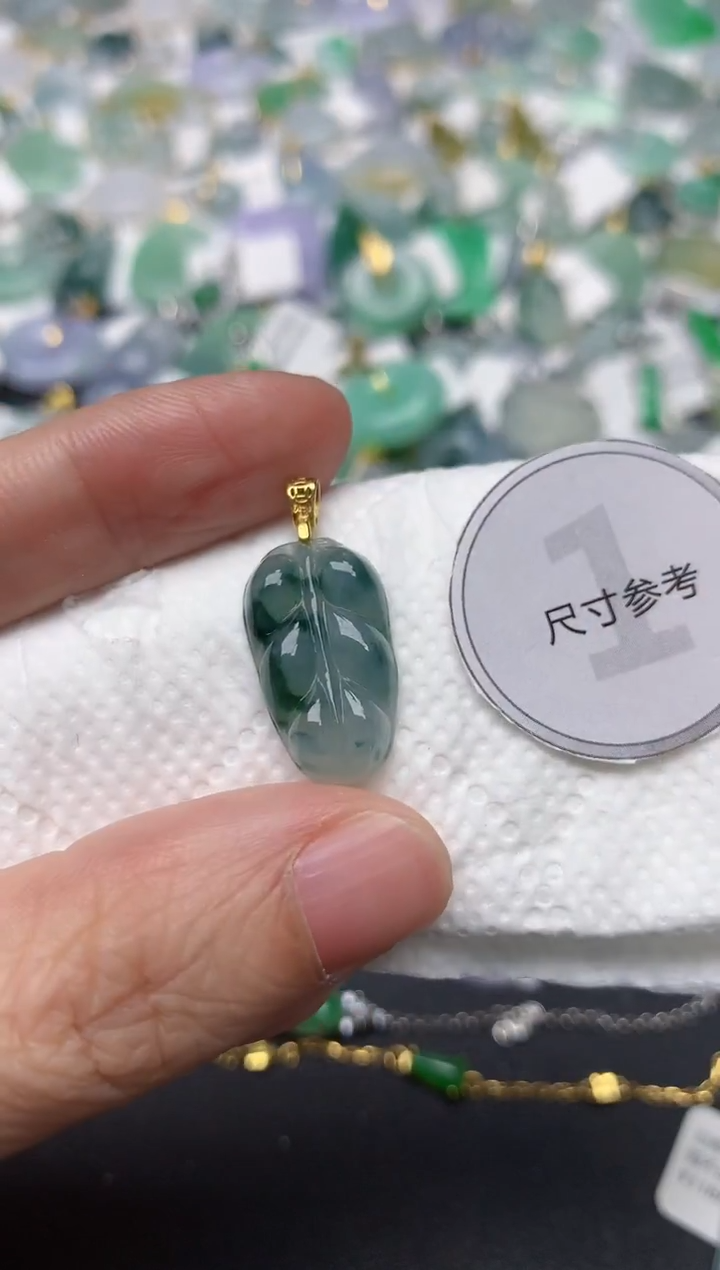 颈饰未镶嵌翡翠天然缅甸A货翡翠