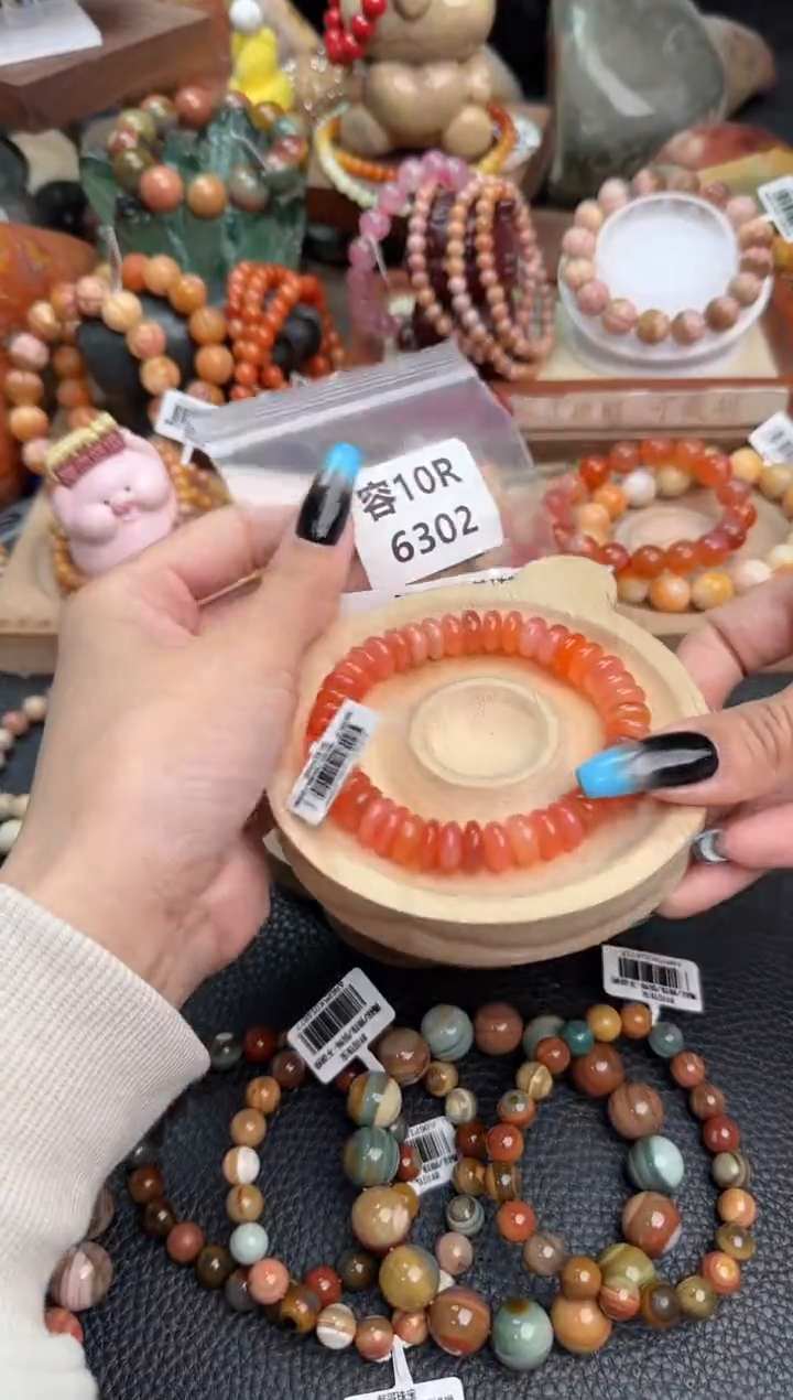 【闪购商品】石英质玉手链未镶嵌10R6302