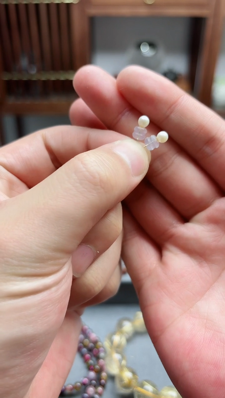 【闪购商品】淡水珍珠耳钉18K金镶嵌18k金珍珠耳钉 ZX