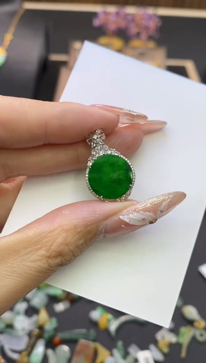 【闪购商品】翡翠颈饰18K金镶嵌净货16233