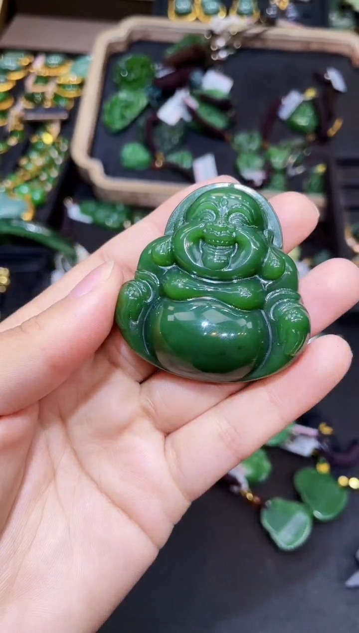 和田玉未镶嵌套链51MM 多样性发一带色根