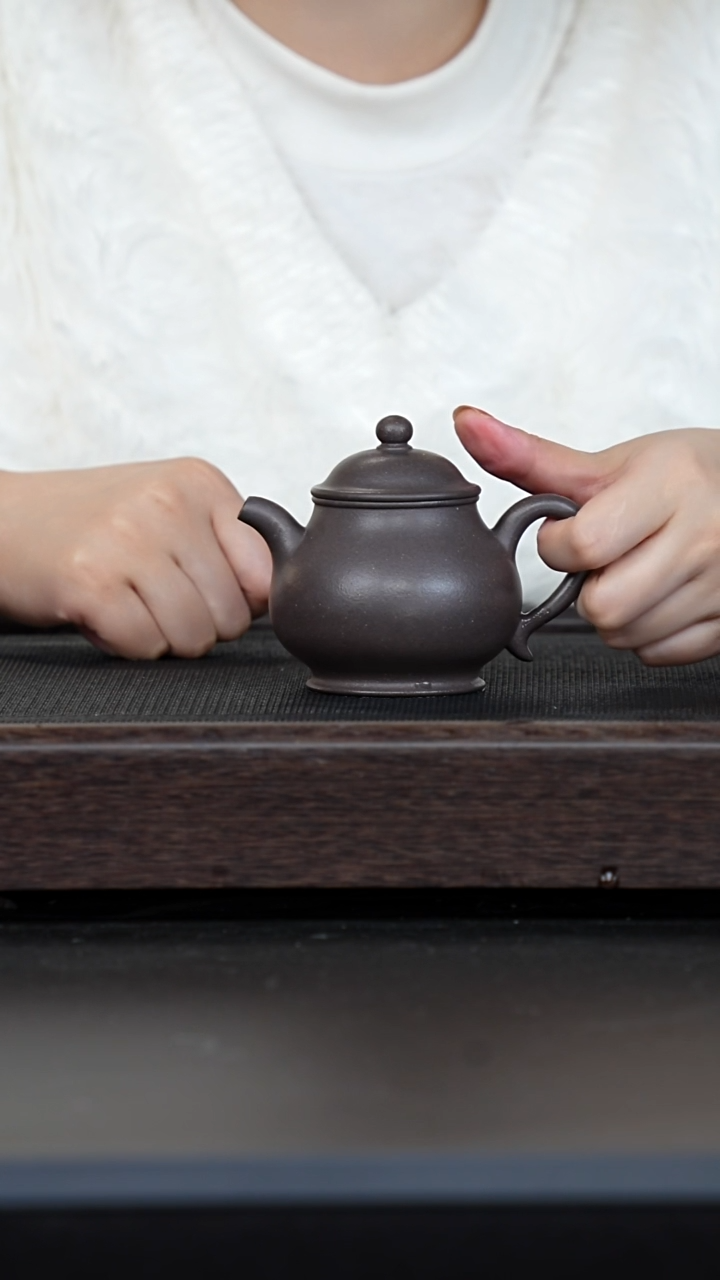 【闪购商品】紫砂茶壶千禧紫泥潘壶