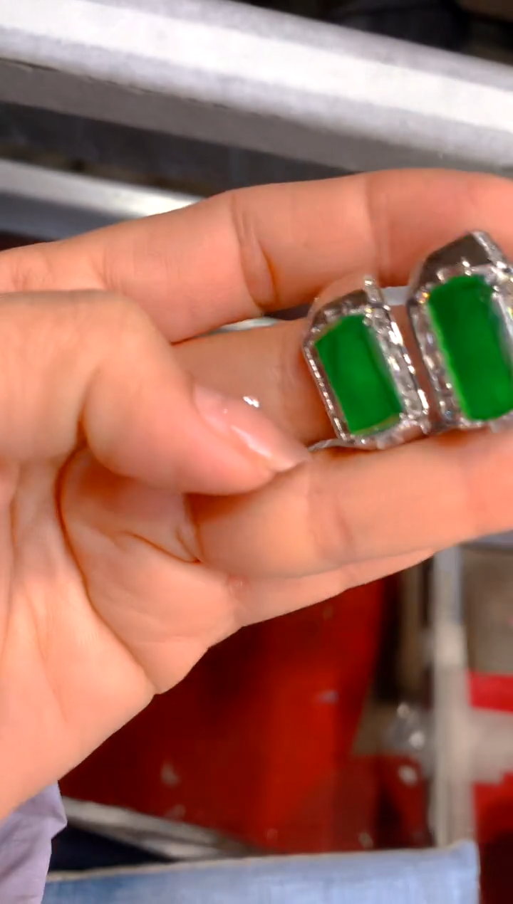 【闪购商品】定制翡翠未镶嵌48-多样性发货（发其一）