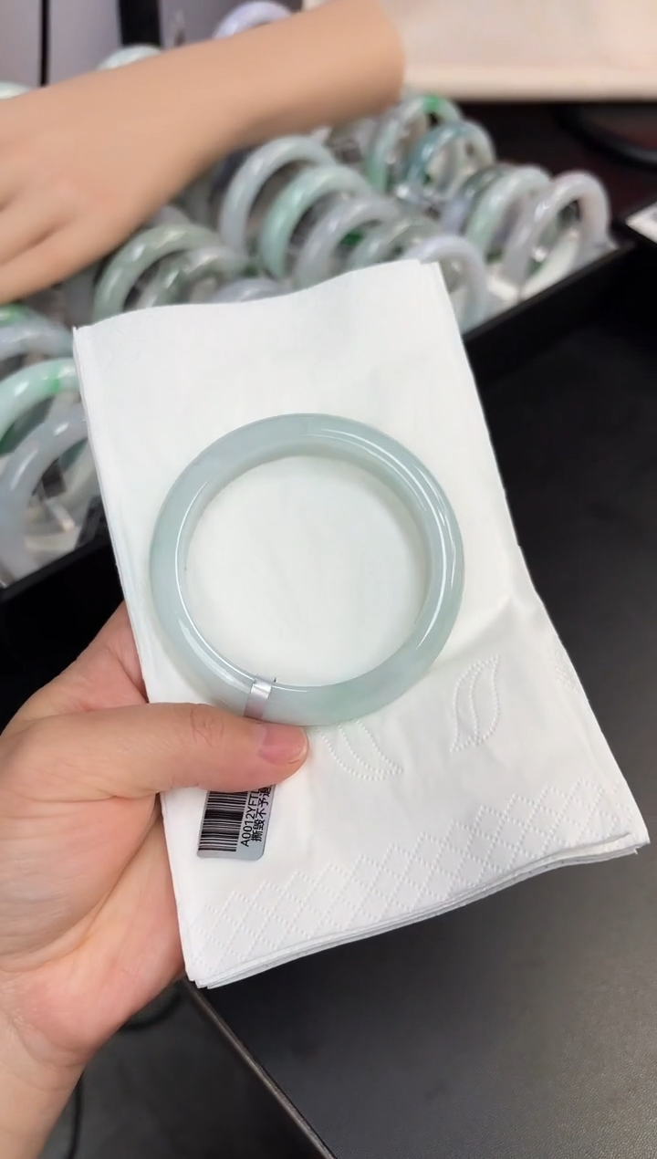 未镶嵌手镯翡翠翡翠1