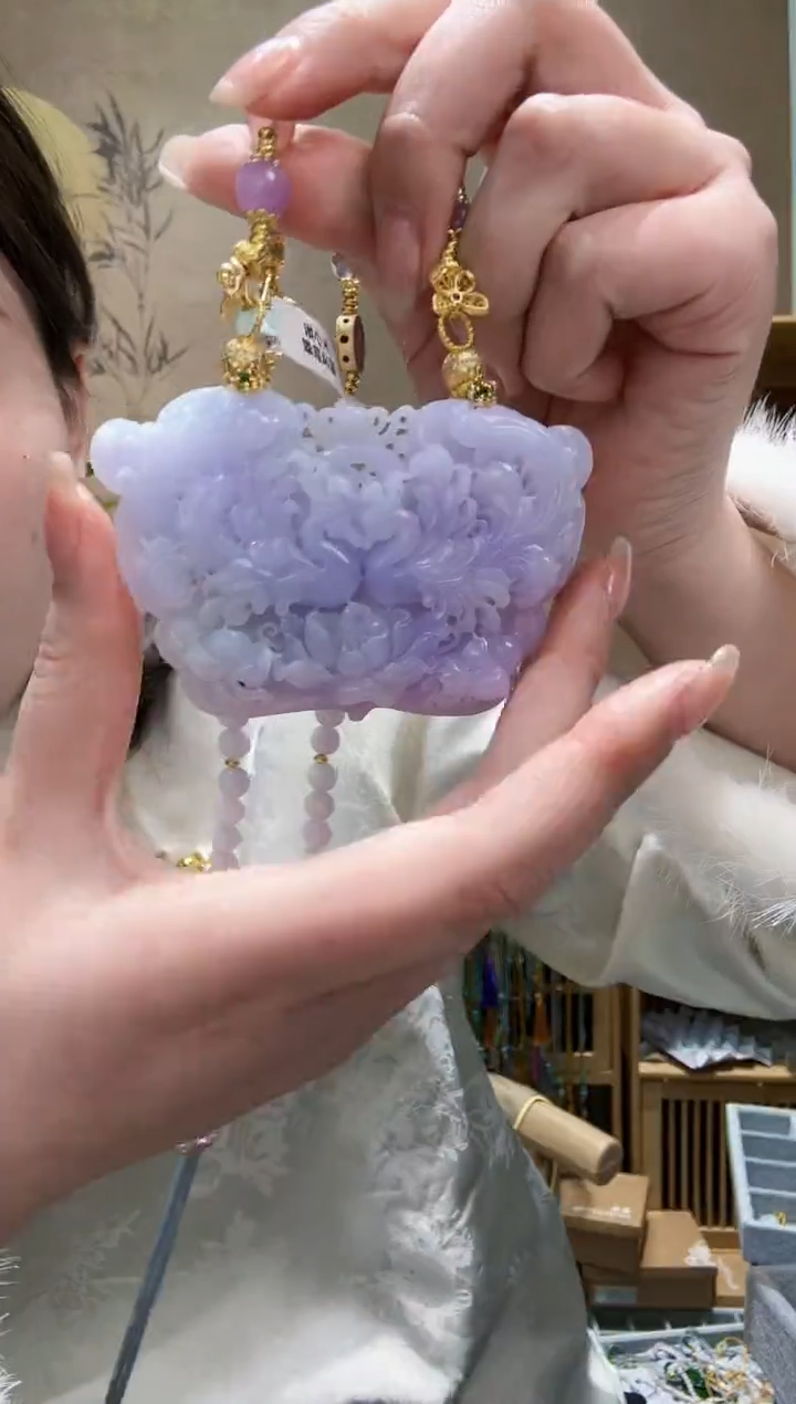 【闪购商品】翡翠颈饰未镶嵌吊坠