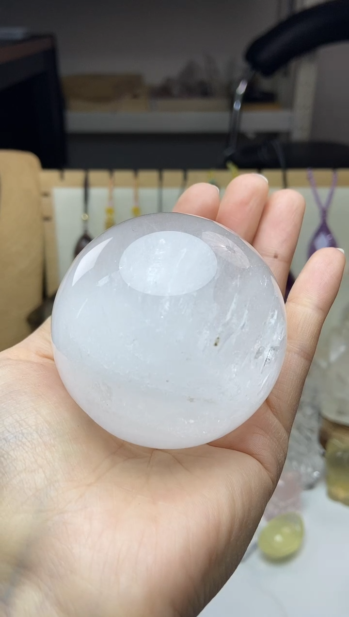 【闪购商品】水晶白球6.2±/680未镶嵌【】