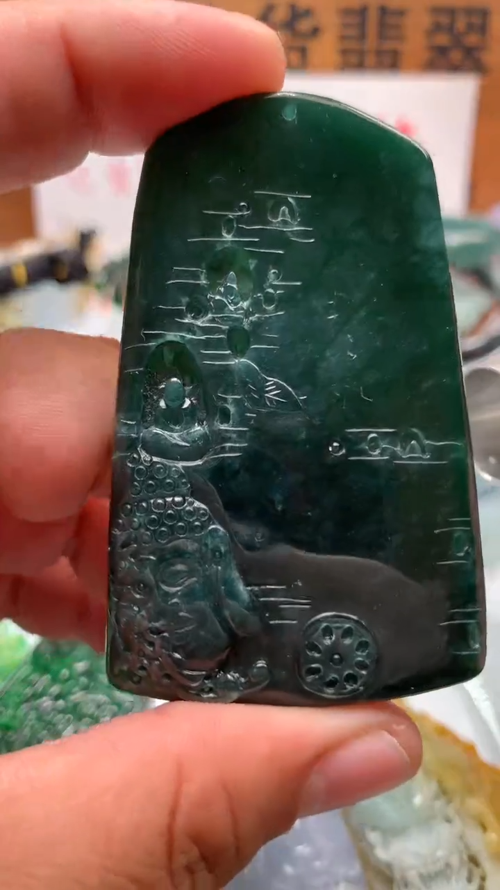 【闪购商品】翡翠颈饰未镶嵌保真天然A货翡翠