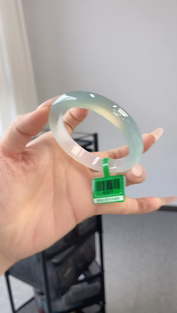 【闪购商品】玛瑙/玉髓手镯未镶嵌55-56圈