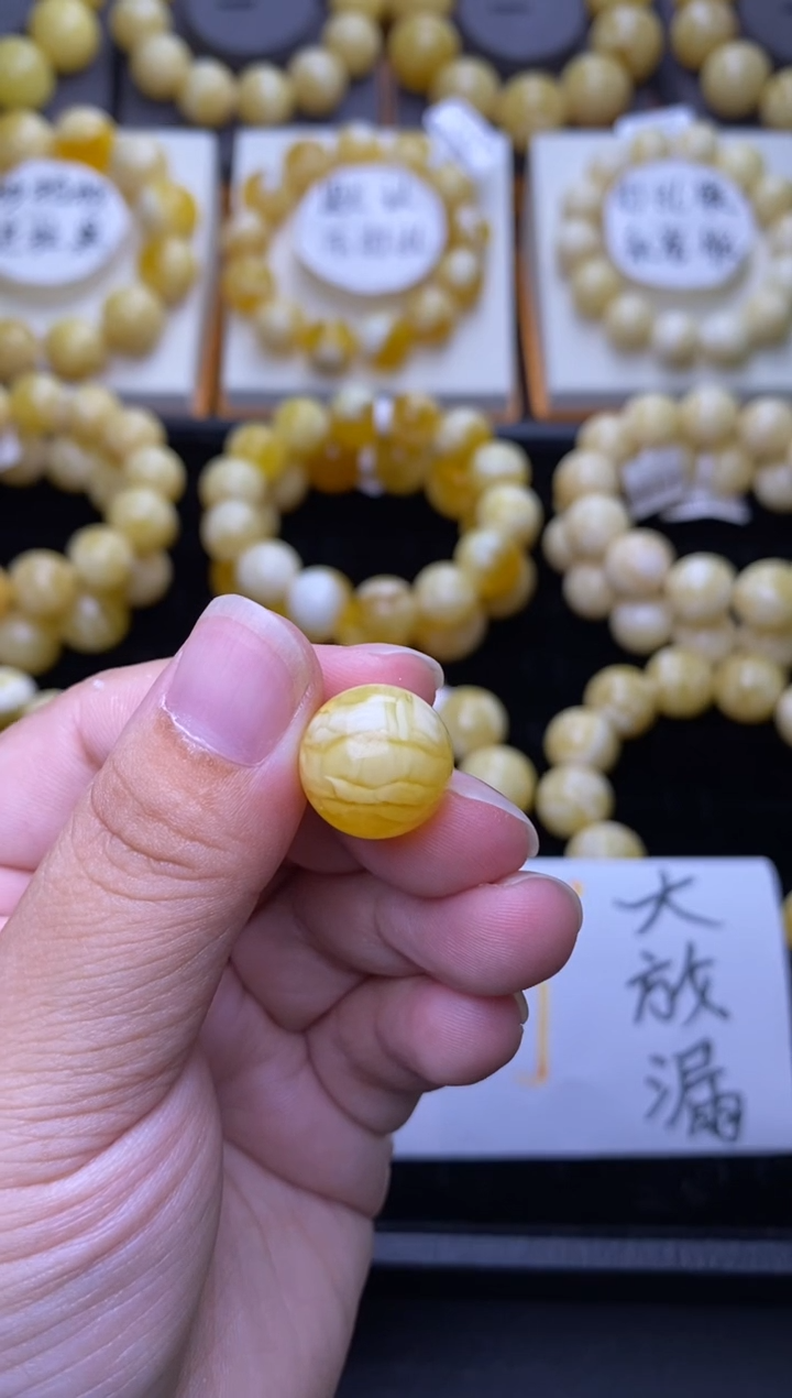 裸石琥珀未镶嵌大小姐珠宝严选20