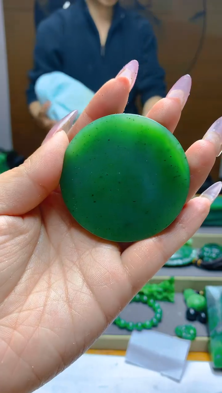 【闪购商品】和田玉（碧玉）颈饰未镶嵌1