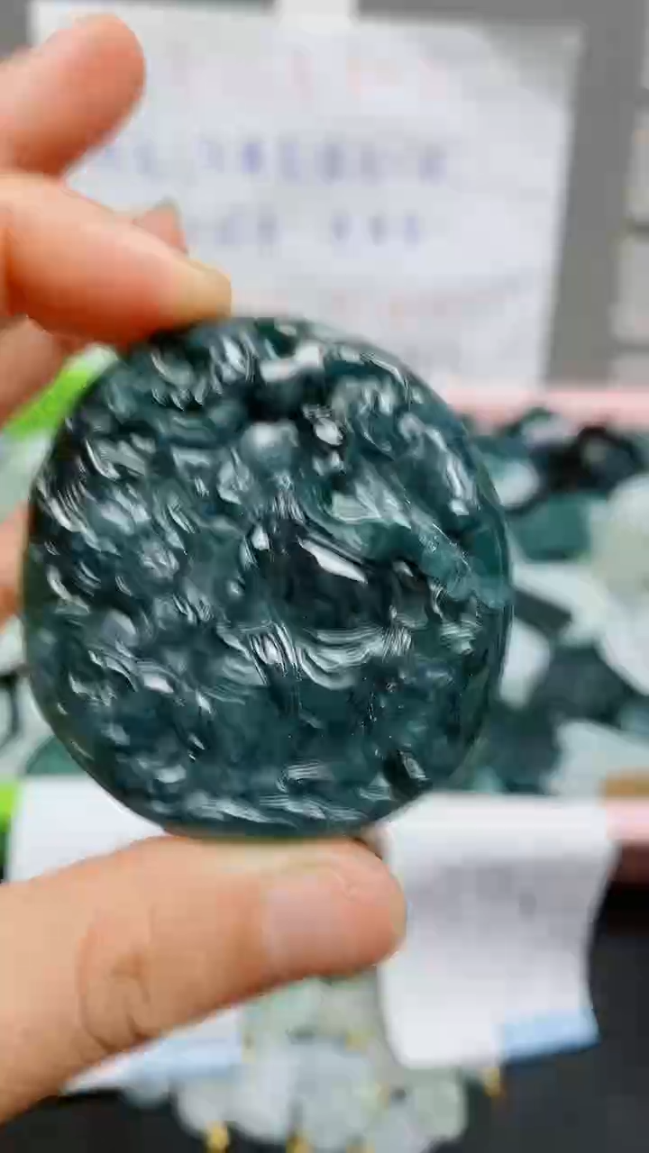 【闪购商品】翡翠颈饰未镶嵌天然翡翠A货