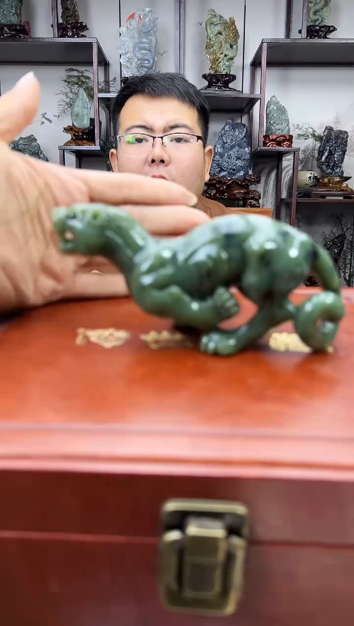 和田玉未镶嵌把件1