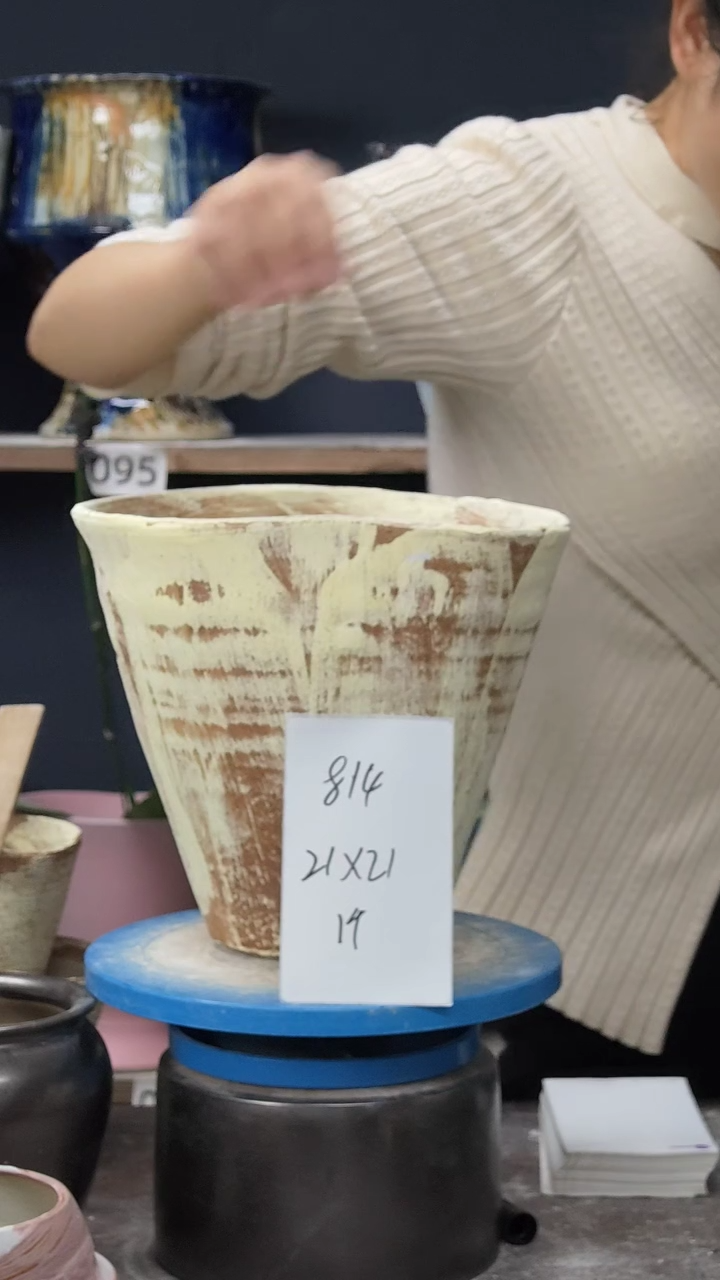 江西景德镇花盆微瑕814