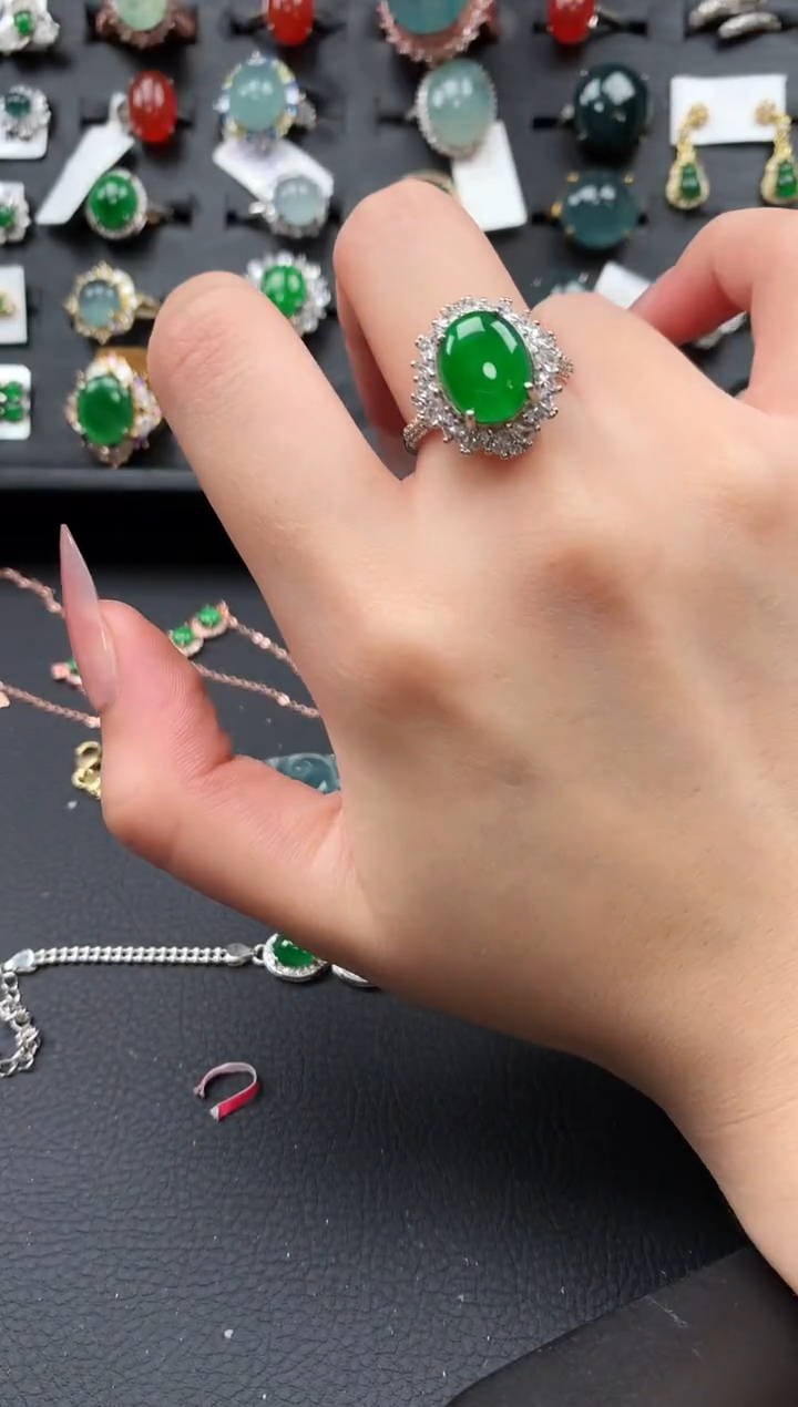 【闪购商品】翡翠戒指银S925镶嵌52141