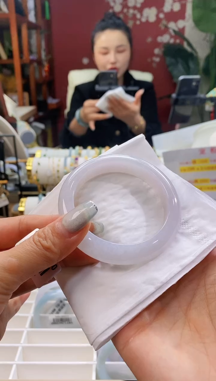 【闪购商品】翡翠手镯未镶嵌139冰胶5556/12.4*9.0