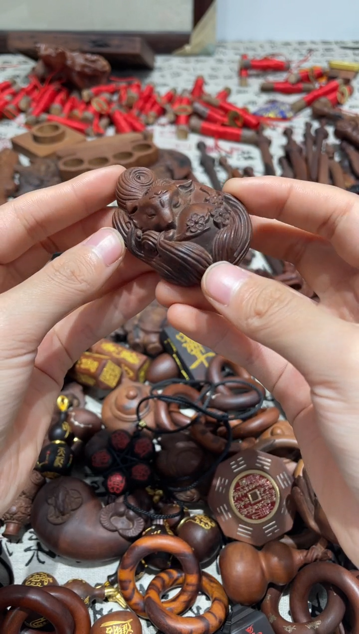 枣木九尾娘娘手玩