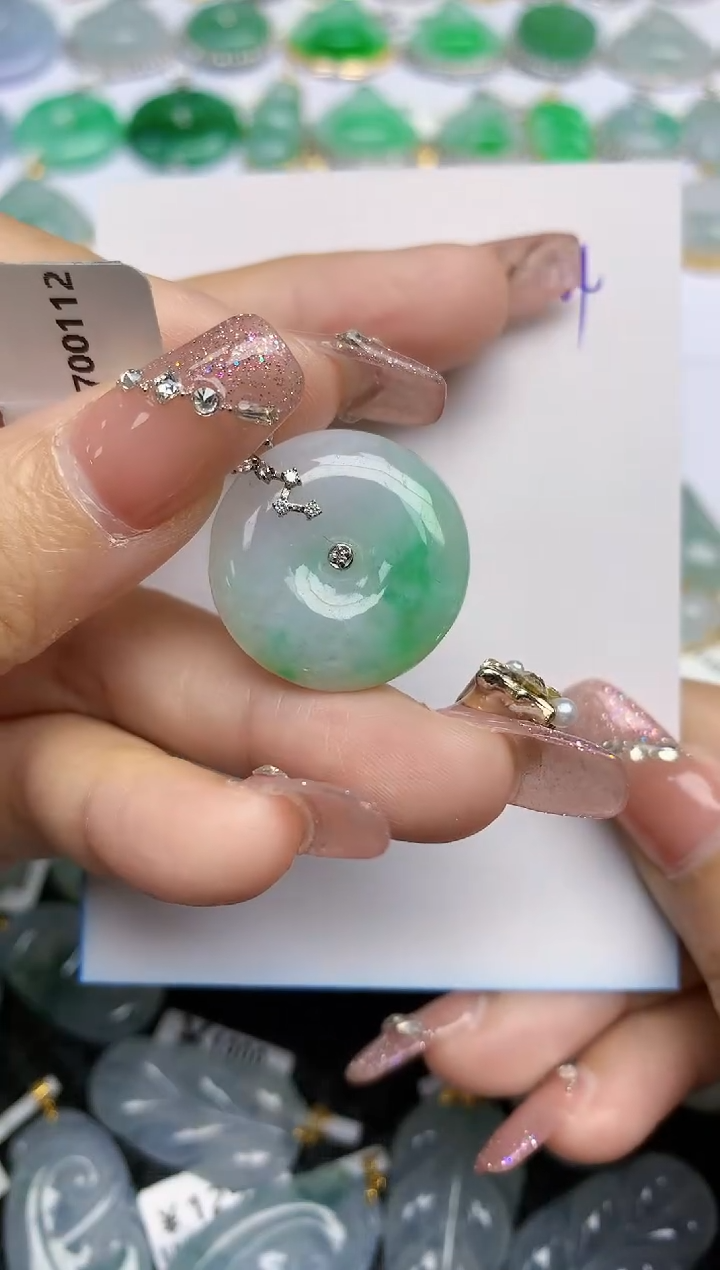 【闪购商品】翡翠颈饰18K金镶嵌天然A货翡翠 124