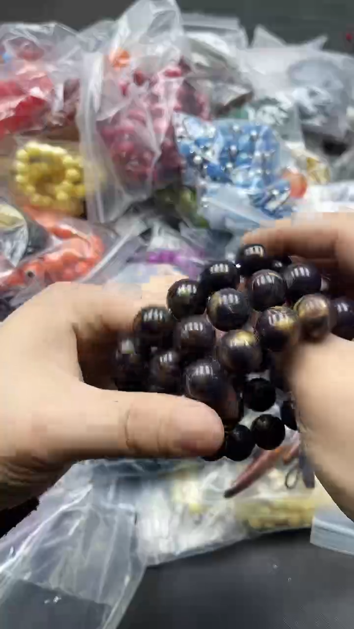 【闪购商品】硅化珊瑚手链未镶嵌50