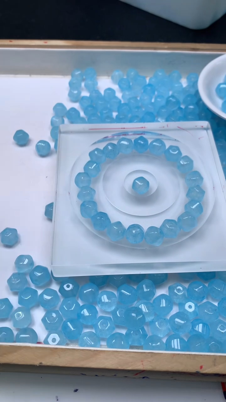 未镶嵌珠宝半成品水晶A2083 海蓝 宝水晶灯笼珠10*10mm 10个9.9元