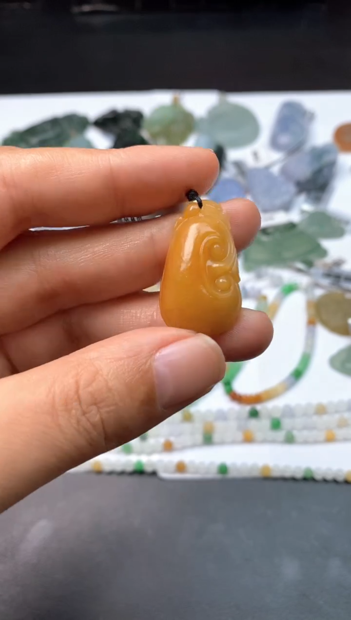 定制翡翠未镶嵌翡翠毛货发货发一个