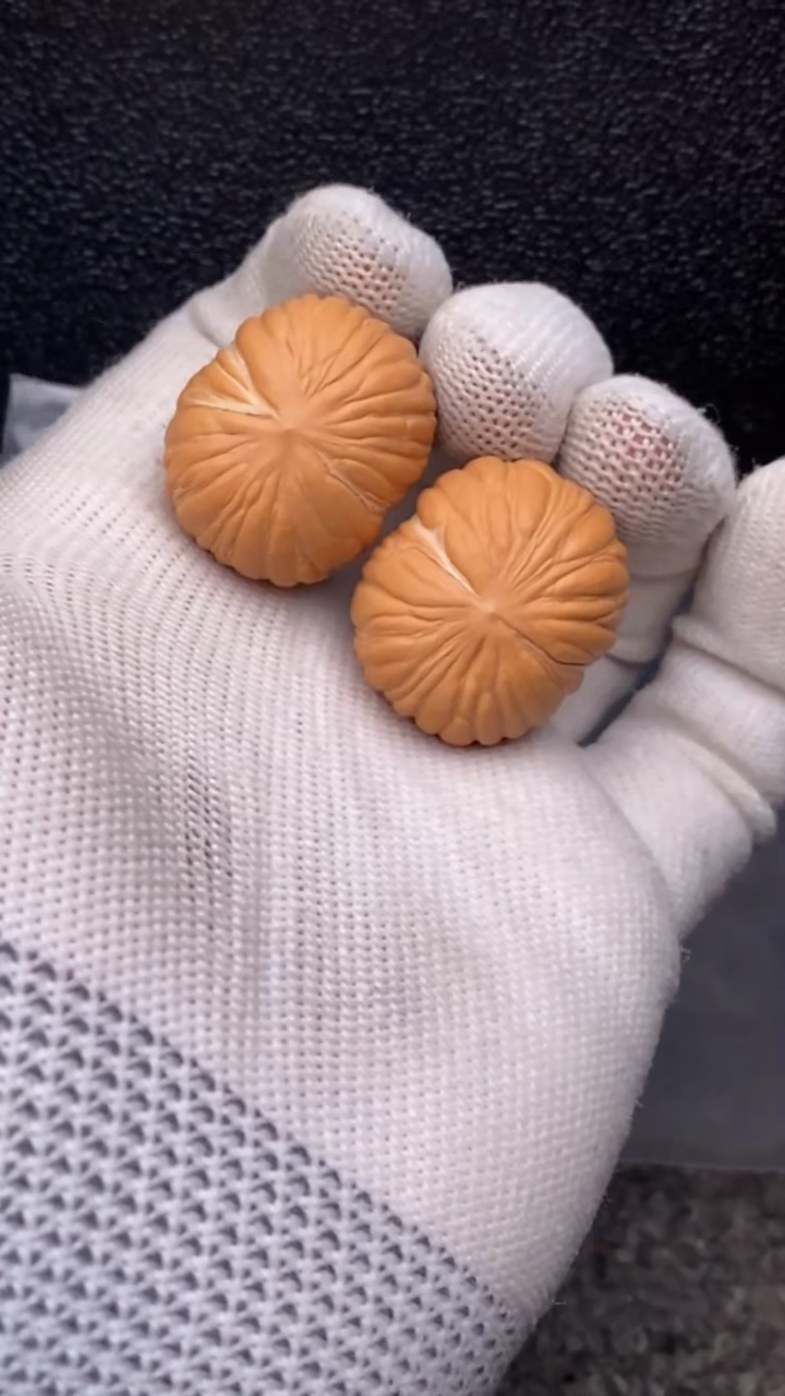 【闪购商品】文玩核桃把件金丝南瓜