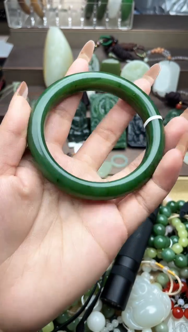 未镶嵌手镯和田玉未镶嵌和田玉吊坠多样性拍一发一58-59