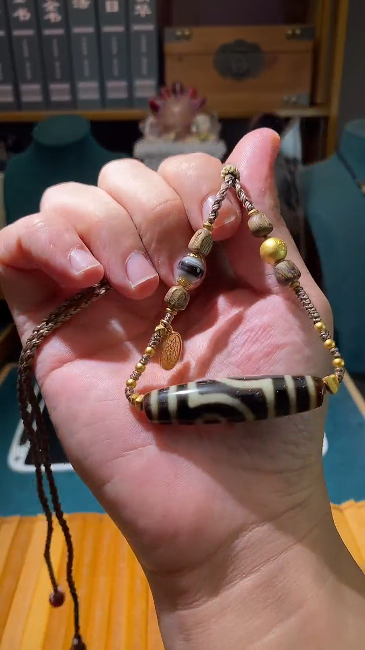 未镶嵌颈饰玛瑙/玉髓（覆膜）C09313多样性发一