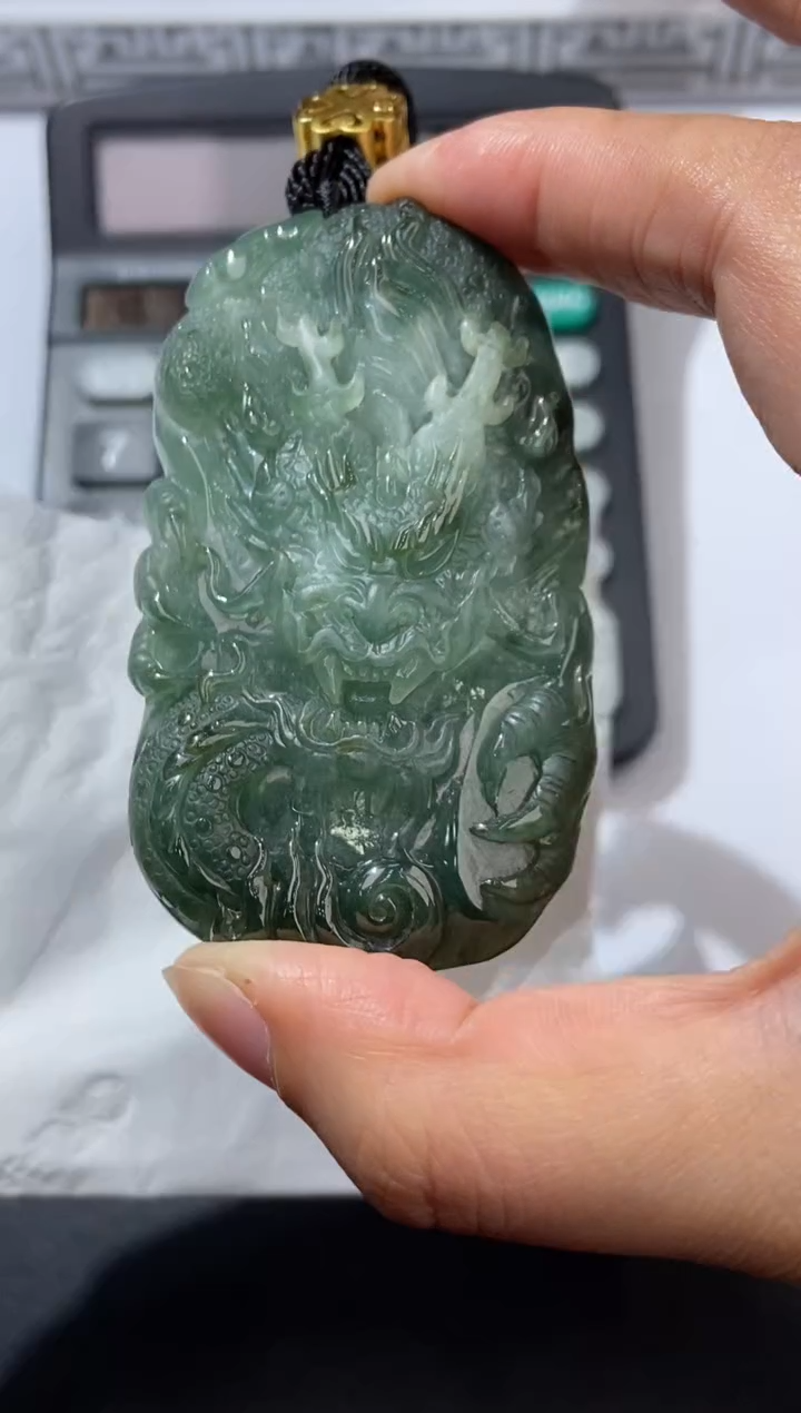 未镶嵌挂件翡翠379571   多人