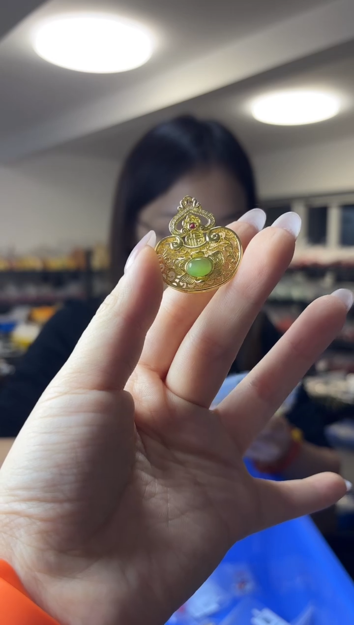 颈饰未镶嵌和田玉（多样性发一件）