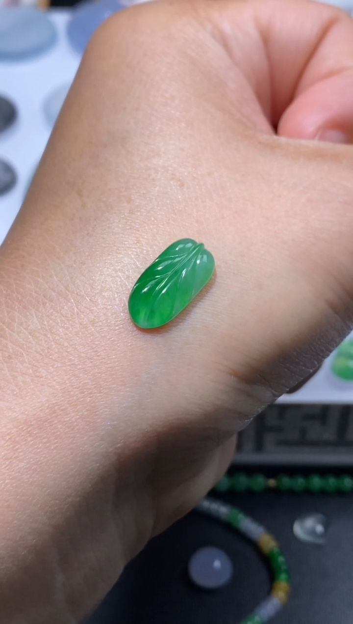 未镶嵌定制翡翠叶子