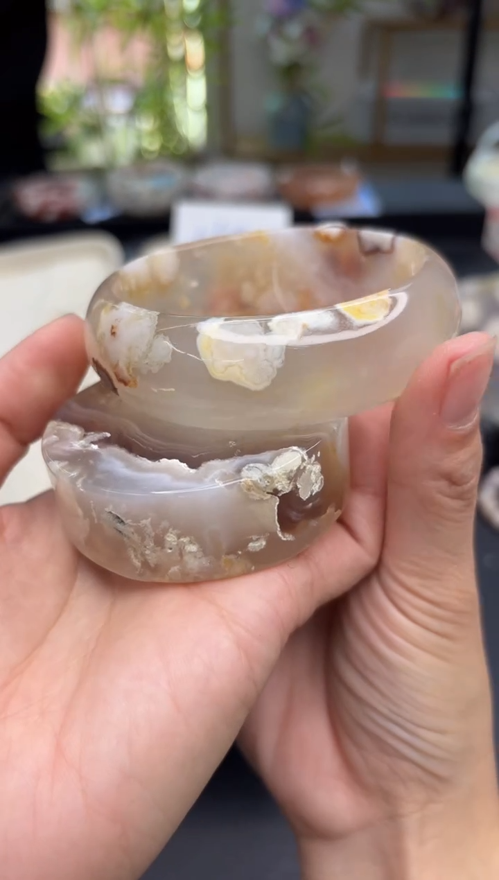 【闪购商品】石英质玉手镯未镶嵌C396(61圈赠送镯心)