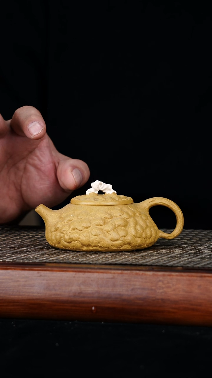 茶壶紫砂原矿黄金段泥太湖石供春160cc