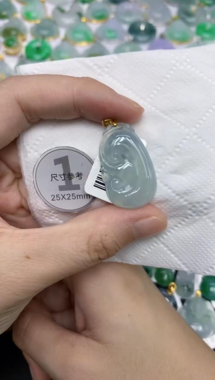 颈饰18K金镶嵌翡翠11111111