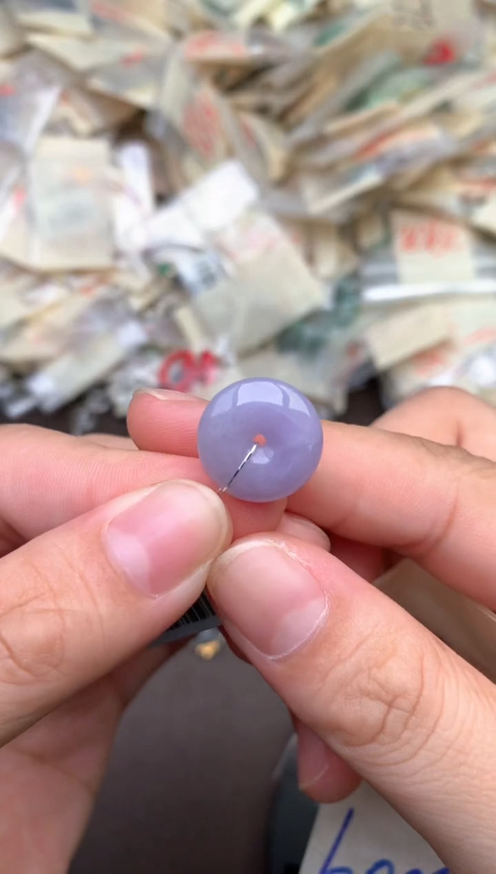 未镶嵌挂件翡翠— 