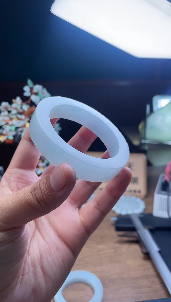 【闪购商品】定制翡翠手镯未镶嵌 定制