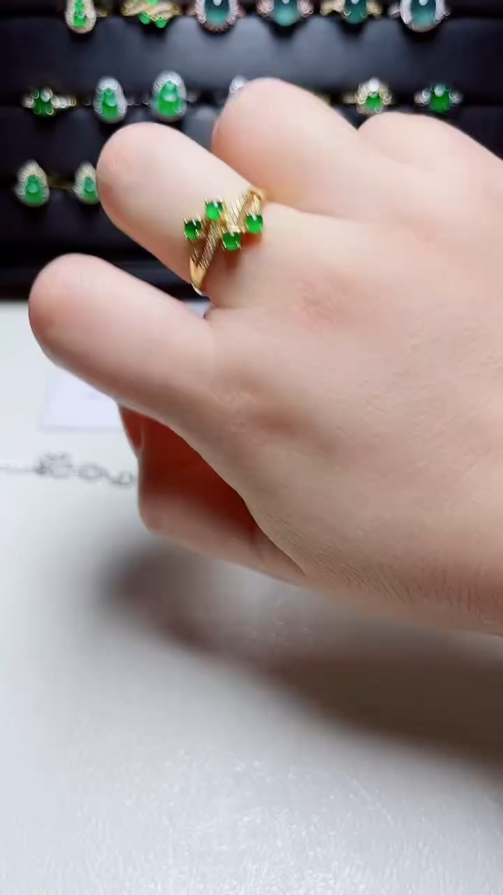 翡翠戒指银S925镶嵌天然翡翠s925银