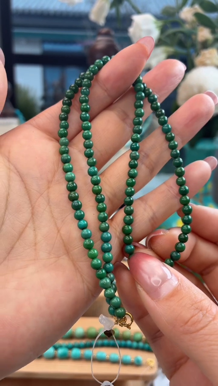 18K金镶嵌绿松石项链1