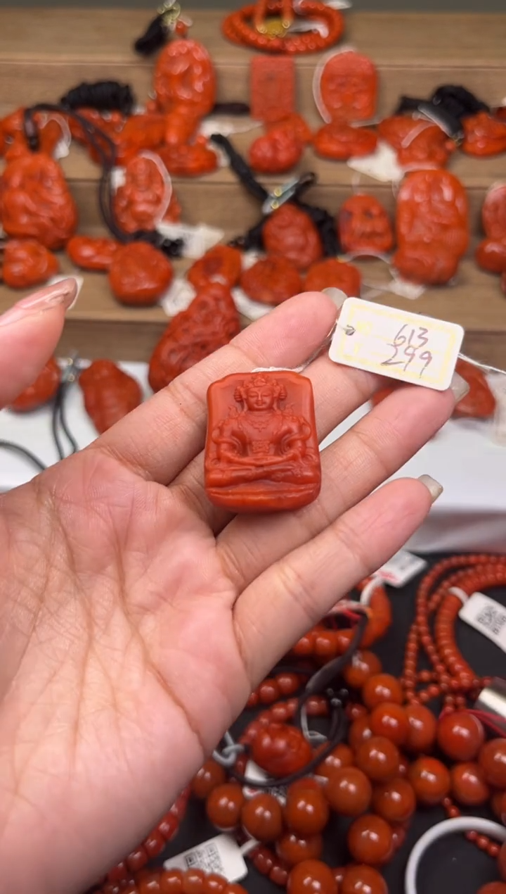 【闪购商品】南红玛瑙珠宝奇石未镶嵌613