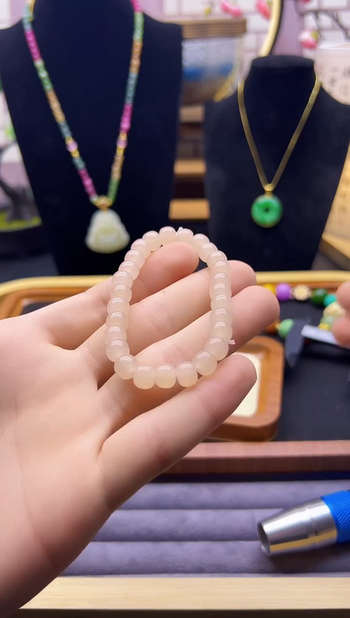 【闪购商品】和田玉手链未镶嵌S152