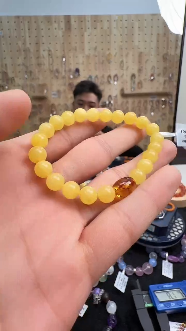 手链蜜蜡未镶嵌村1393 约8mm