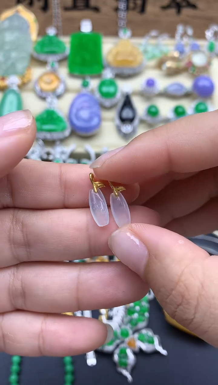 翡翠18K金镶嵌颈饰205-春日珠宝