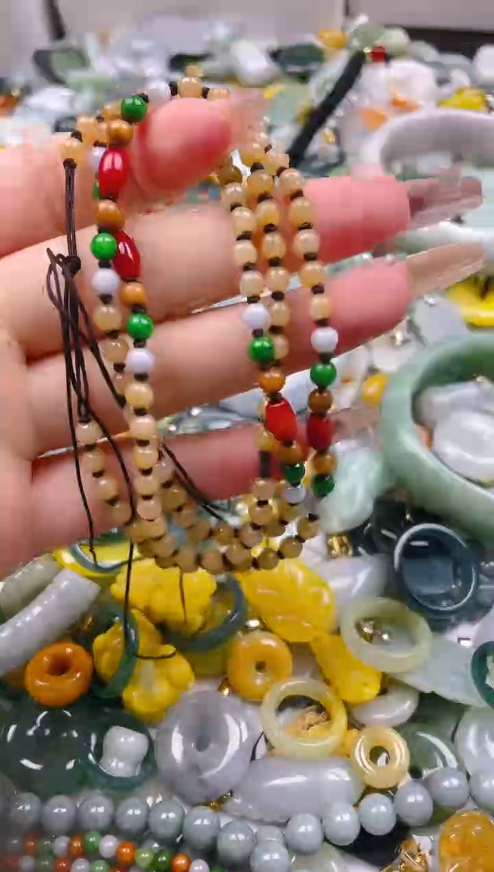 【闪购商品】翡翠颈饰未镶嵌4.5MM/C/翡翠A货一图一物