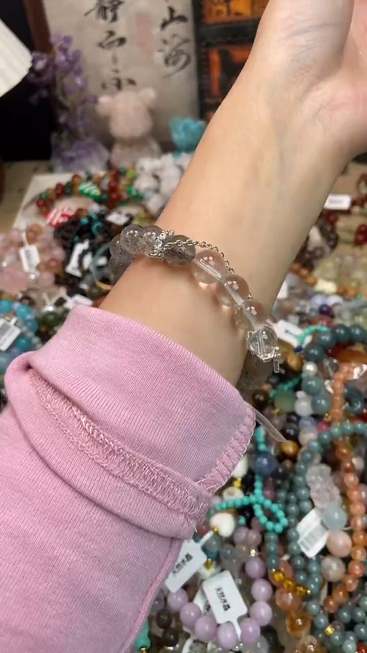 未镶嵌石英质玉手饰297